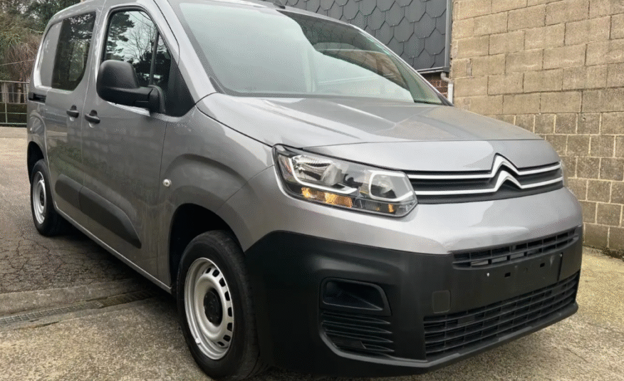 Citroën Berlingo 1.2 essence 3 places