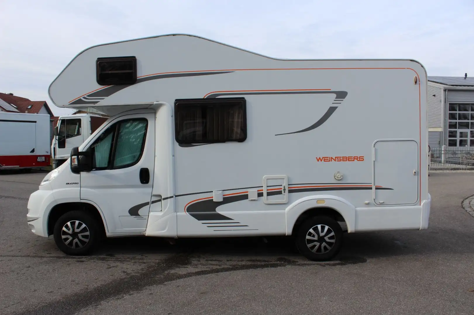 Motorhome Weinsberg AL 600 Alkoven