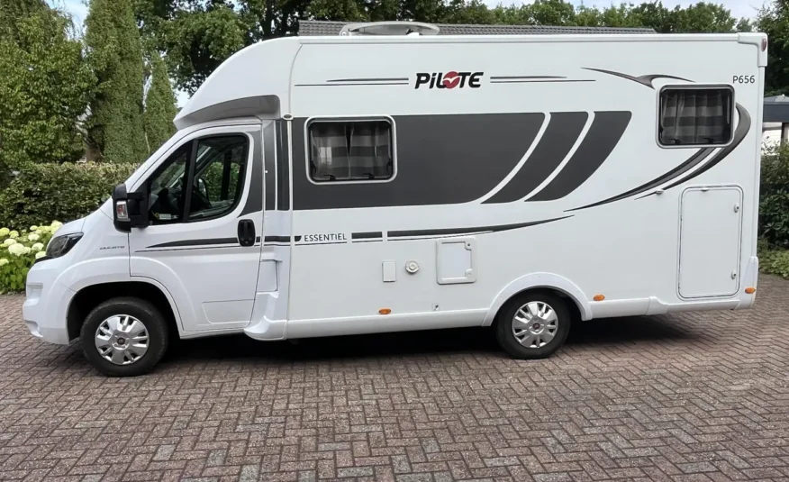 Camping car Pilote 656C Essentiel