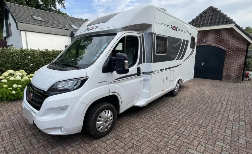 Camping car Pilote 656C Essentiel