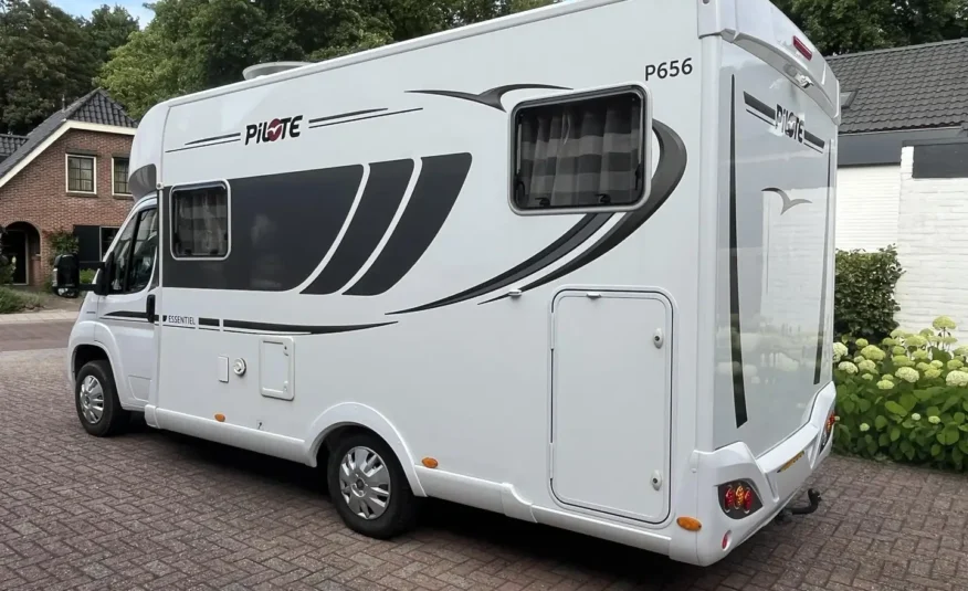 Camping car Pilote 656C Essentiel
