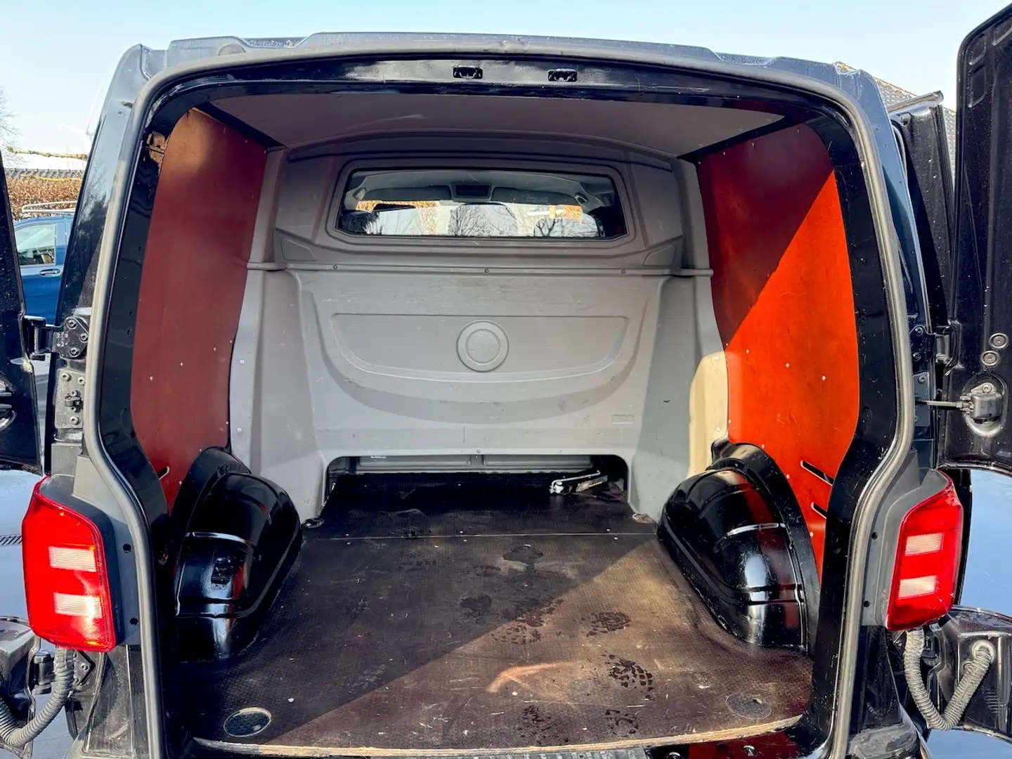 Volkswagen T6 Transporter 2.0 TDI