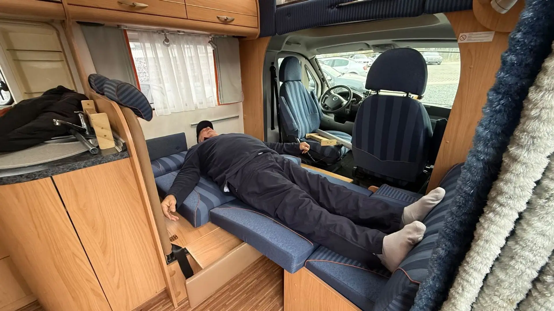 Motorhome Bürstner Levanto A530 Alkoven