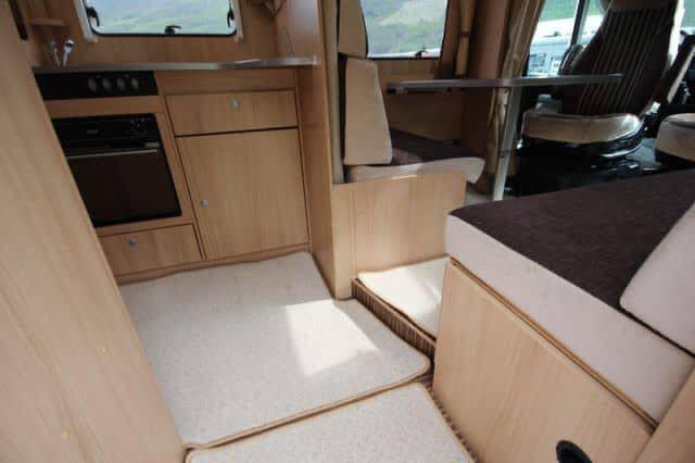 Camper Sunlight T64