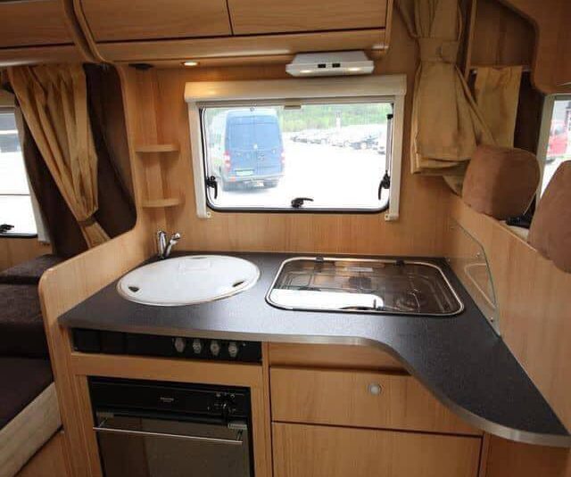 Camper Sunlight T64