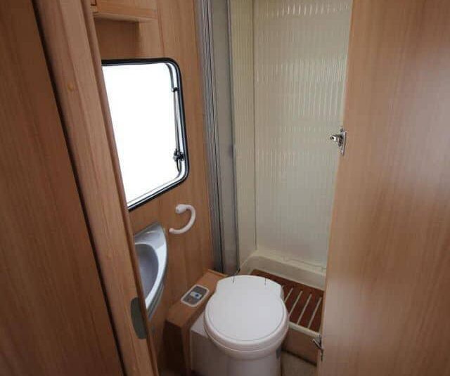 Camper Sunlight T64